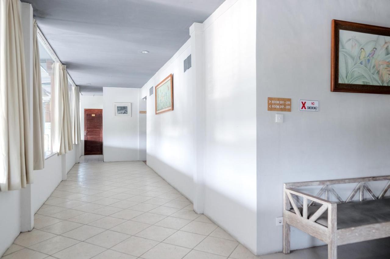 Reddoorz Plus At Sunrise Hotel Sanur ภายนอก รูปภาพ