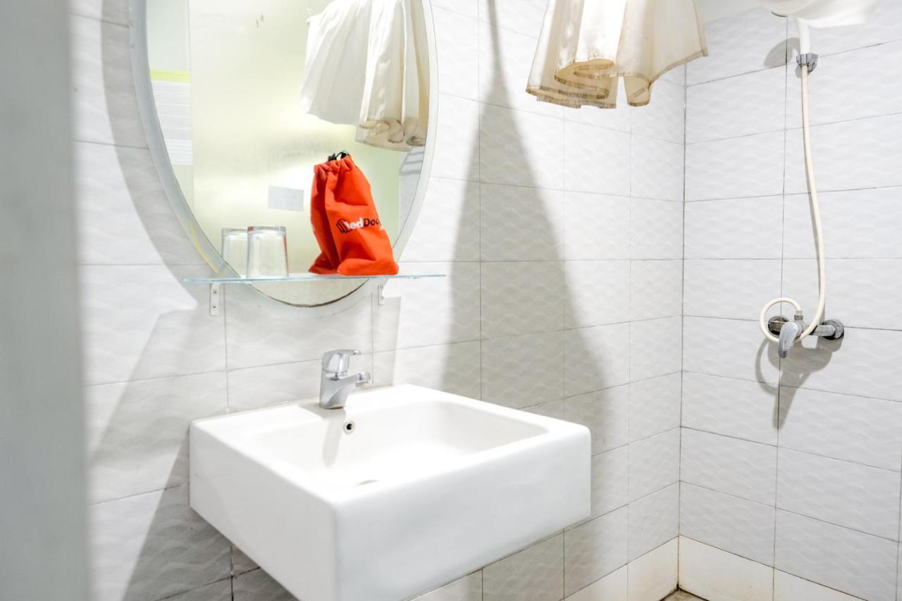 Reddoorz Plus At Sunrise Hotel Sanur ภายนอก รูปภาพ