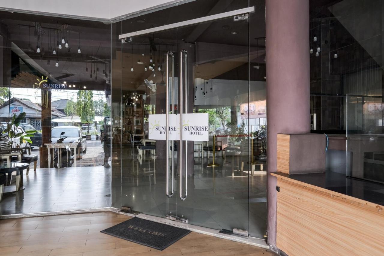 Reddoorz Plus At Sunrise Hotel Sanur ภายนอก รูปภาพ